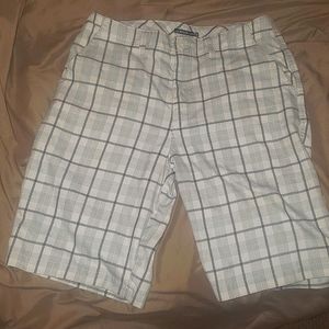 ◽White Quicksilver shorts◽